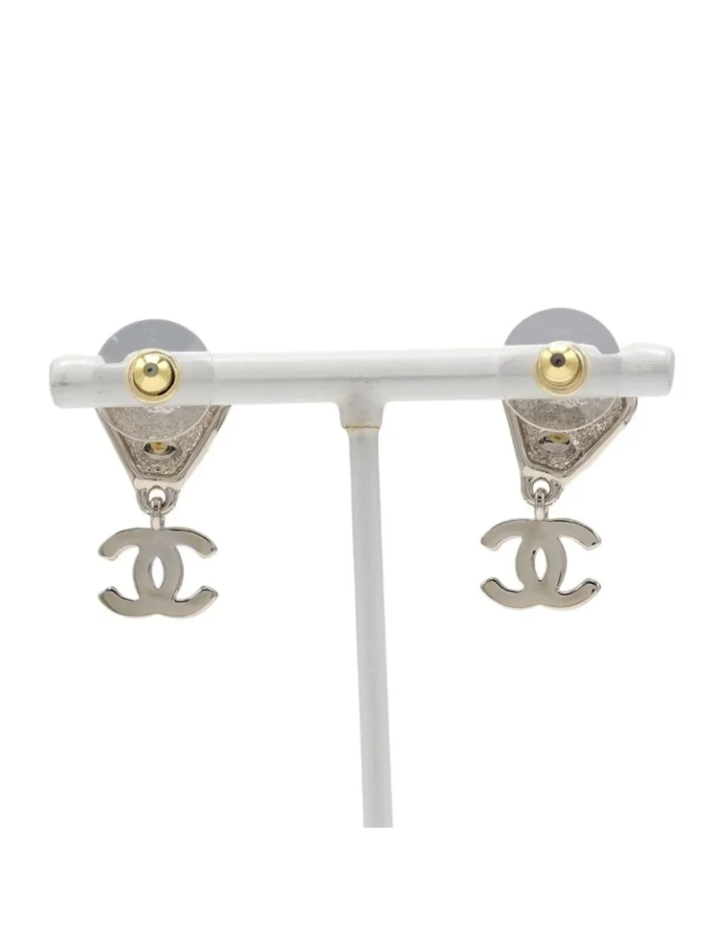 CHANEL earrings brand